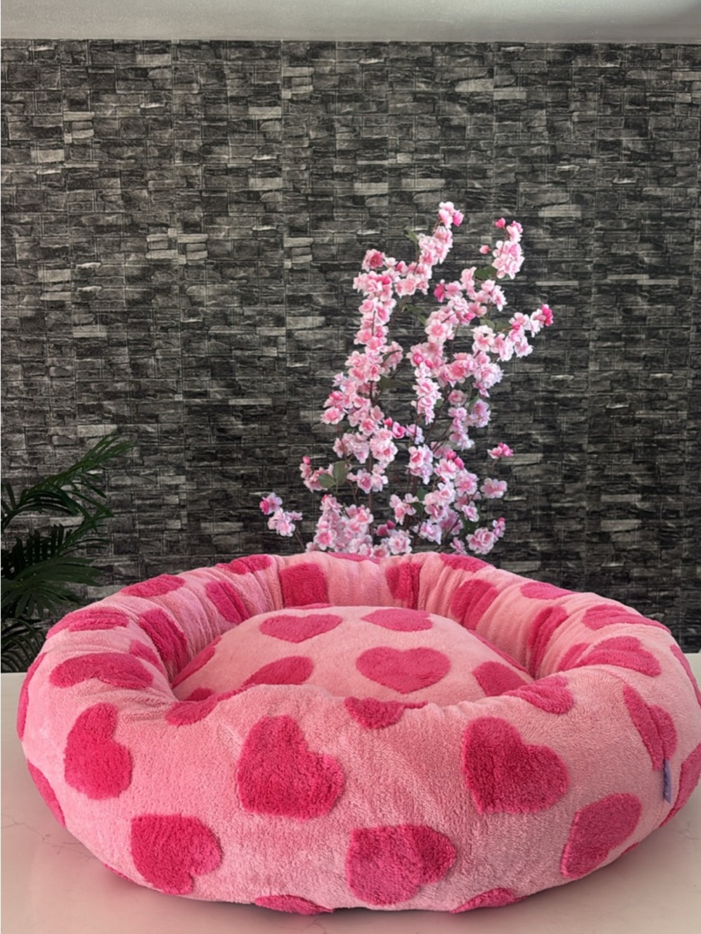 BEDSURE LARGE PINK HEARTS PET BED